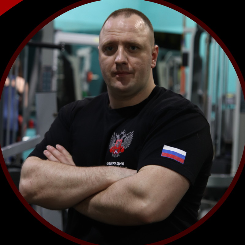 Артём Убайдуллаев, тренер фитнес-центра «Сила Воли», Надым